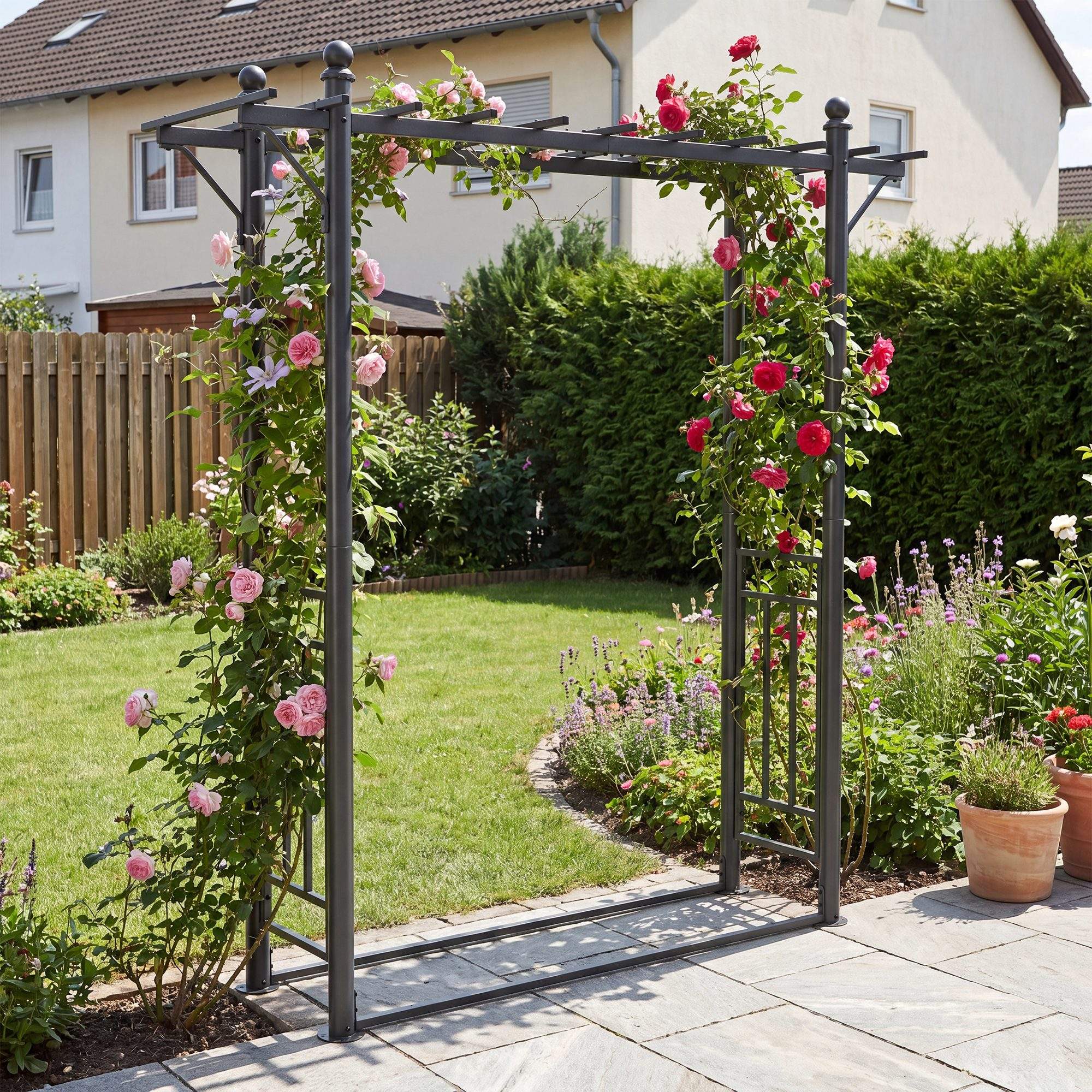 Arche a rosiers pour veranda