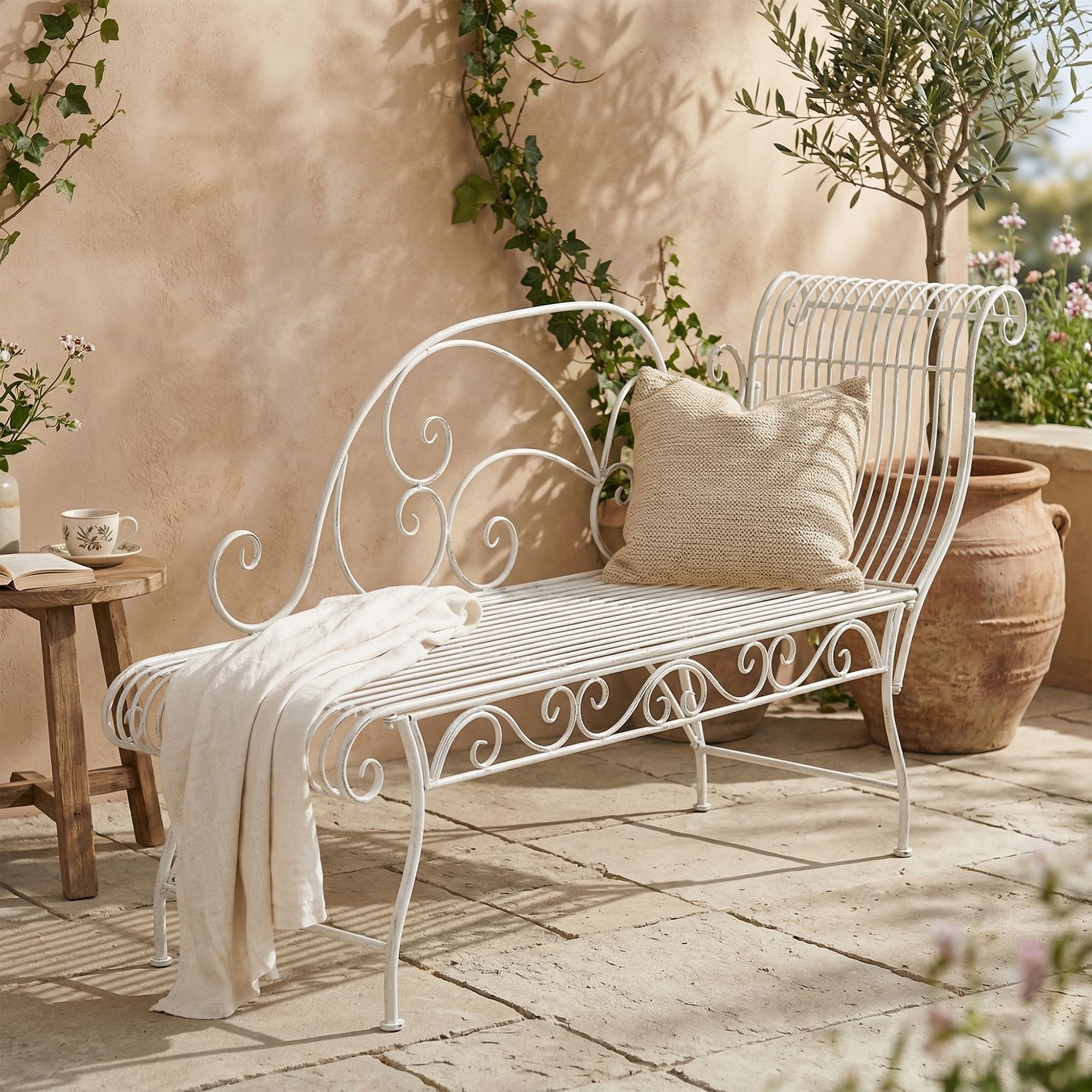Banc de jardin Karma robustesse style et confort pour votre extérieur