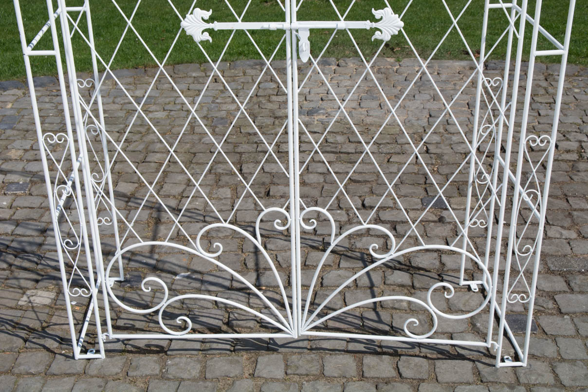 Arche à rosiers en fer Melissa avec porte