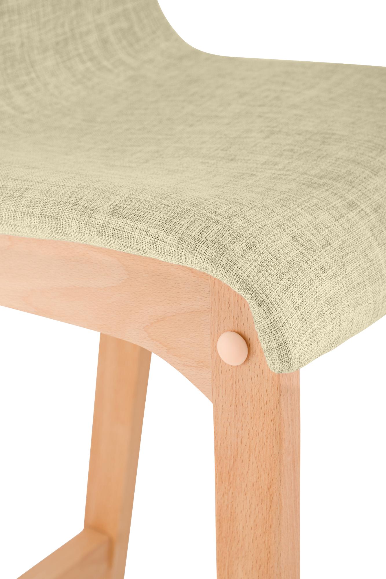 Lot de 2 tabourets de bar Hover en tissu, piètement à quatre pieds en bois naturel