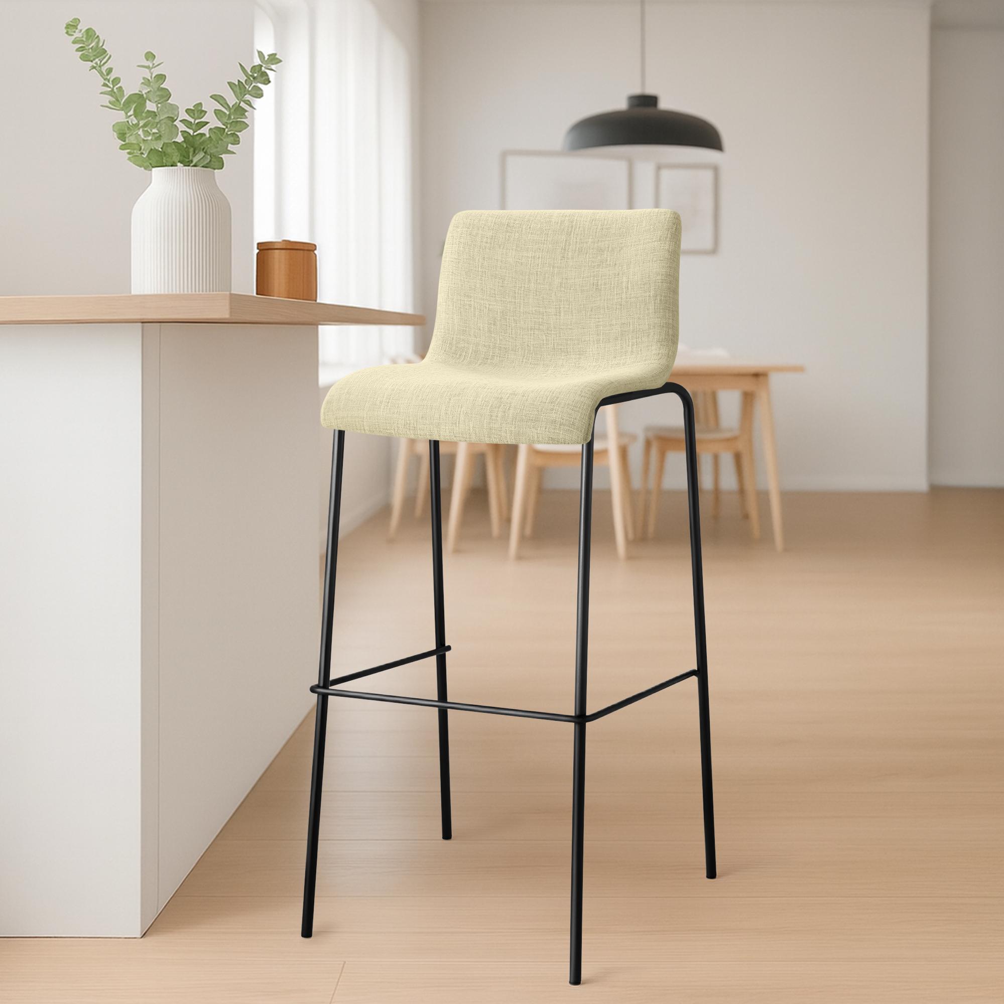 Tabouret de bar Hover en tissu avec pied a 4 branches