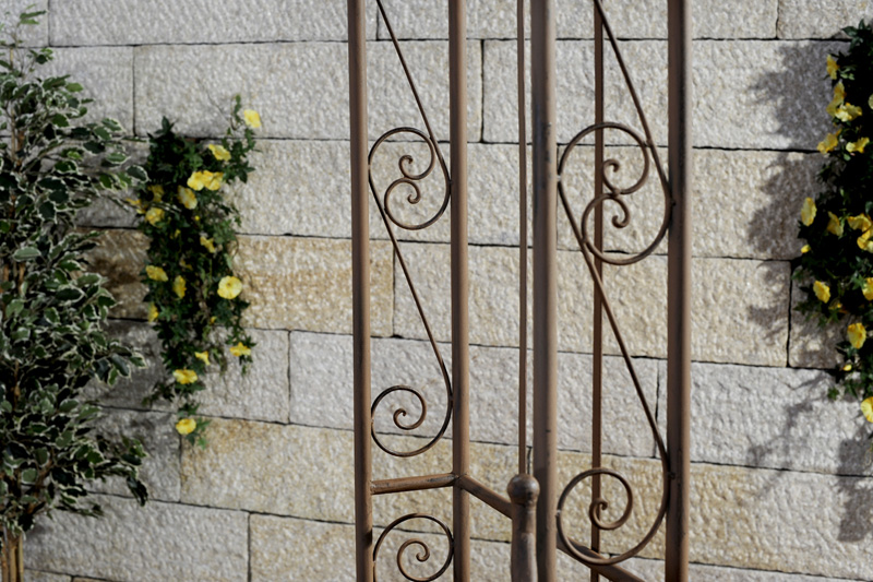 Arche de jardin Sina
