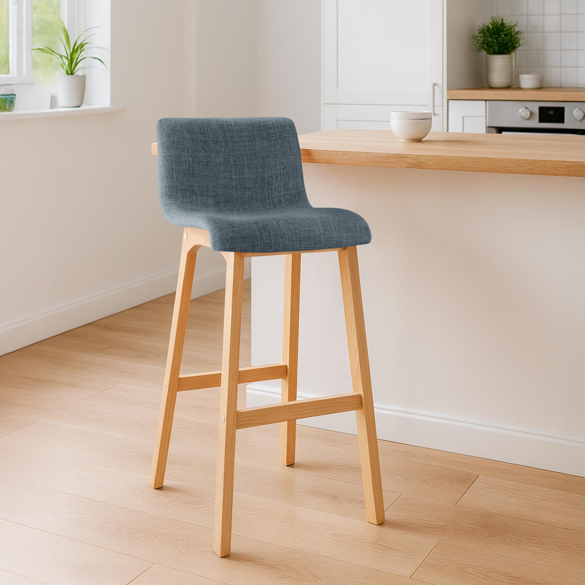 Lot de 2 tabourets de bar Hover en tissu, piètement à quatre pieds en bois naturel