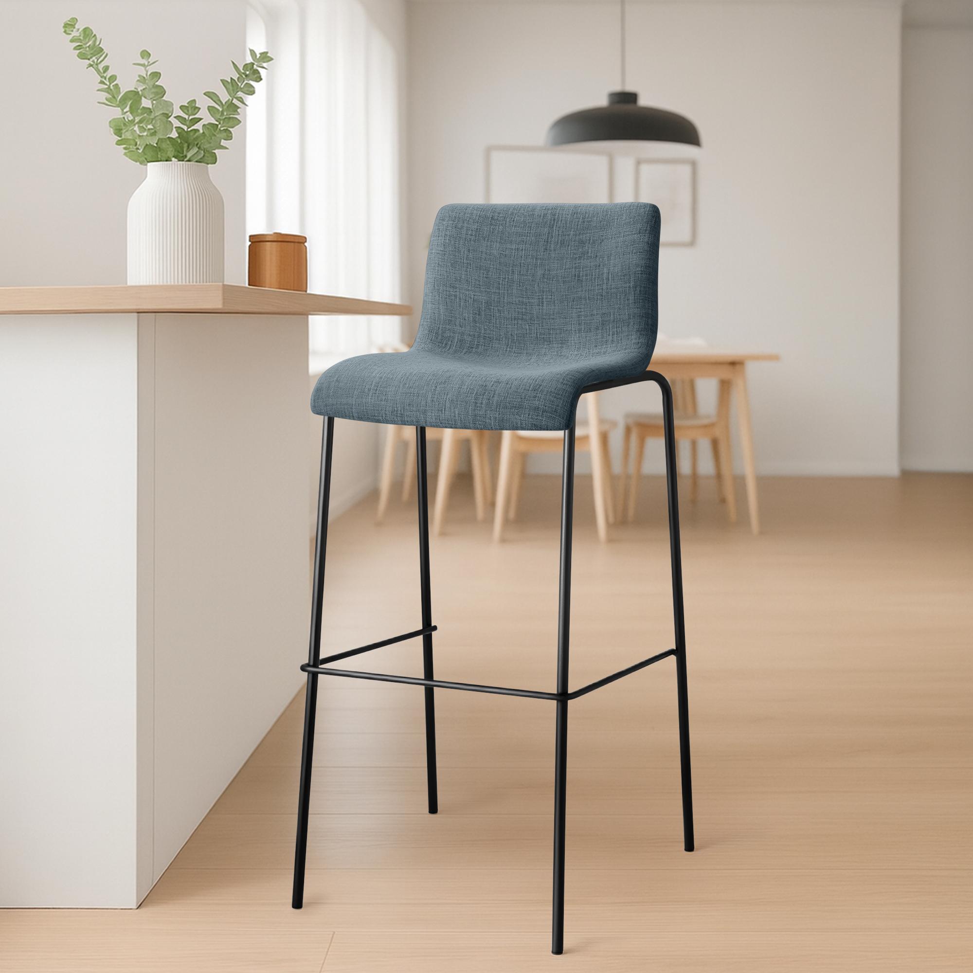 Tabouret de bar Hover en tissu avec pied a 4 branches