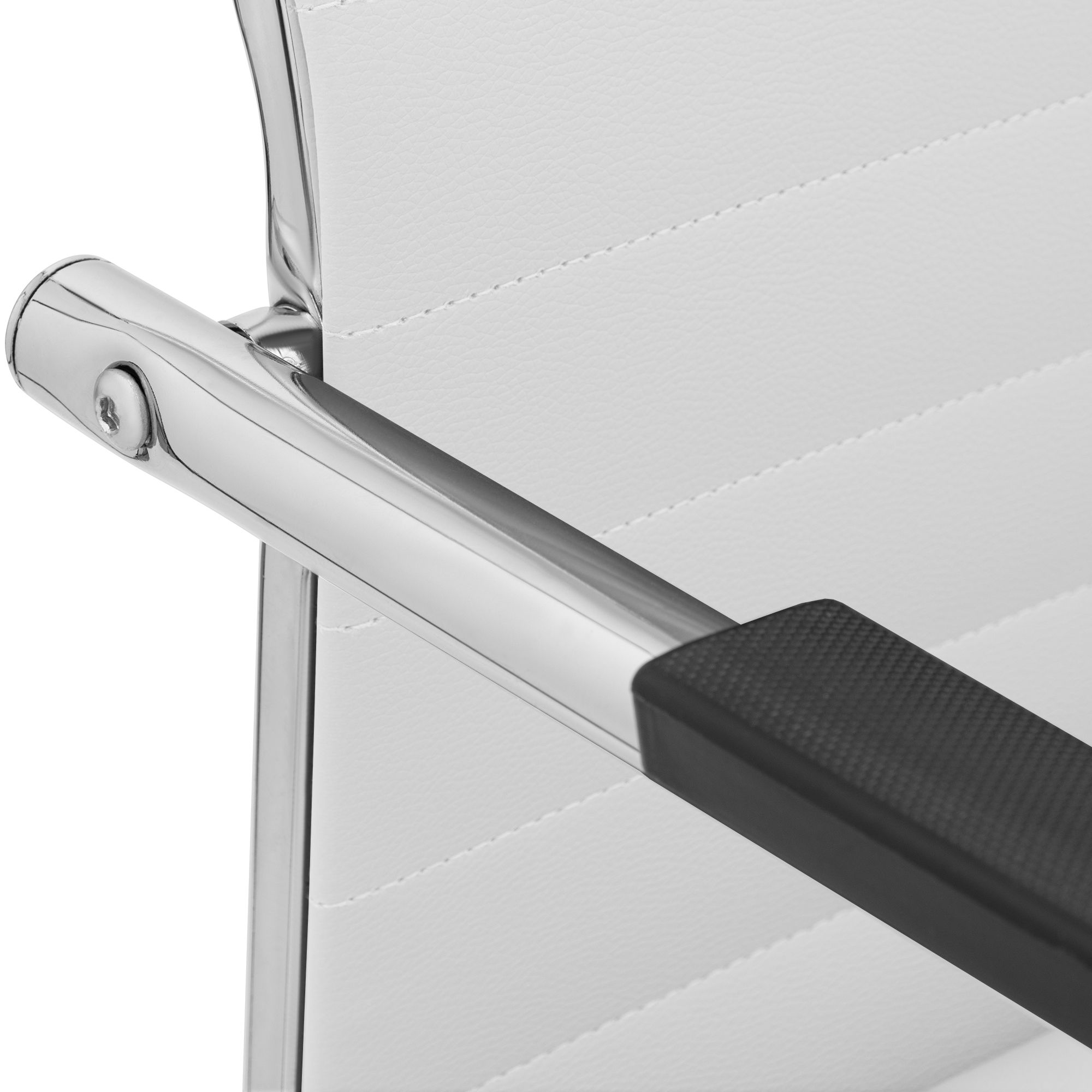 Lot de 2 chaises cantilever Hakon, aspect cuir