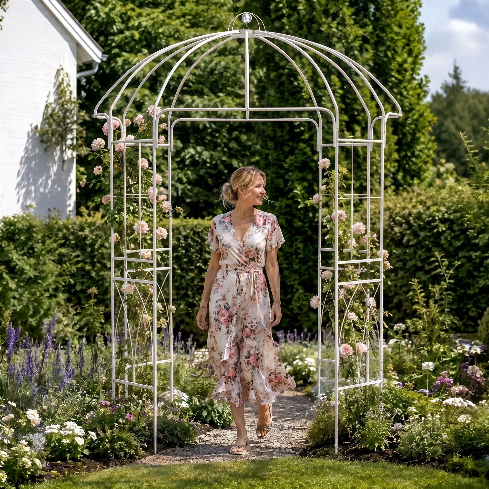 Pavillon de jardin Keira avec treillis