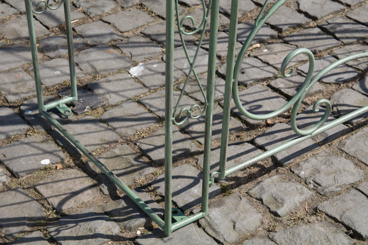Arche à rosiers en fer Melissa avec porte