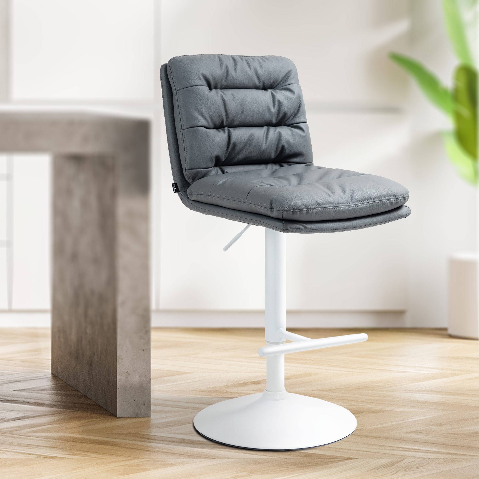 Lot de 2 tabourets de bar Damar en similicuir